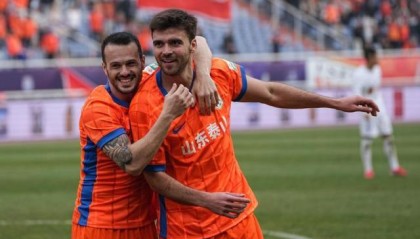 【中超】席尔瓦推射卡扎伊什维利扳平 泰山1比1海牛