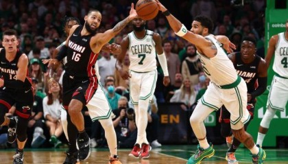 开云app-彻底蜕变or重蹈覆辙？绿军最大考验还是对抗自我