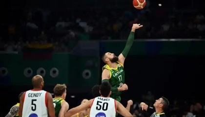 开云下载-掘金新援闪耀欧锦赛！高效16分+打赢波尔津吉斯，掘金赚翻了