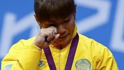 开云app-体坛第一叛徒！她改洋名换国籍夺冠后称不是中国人，结局如何？|姚丽|哈萨克斯坦|马内扎|举重|教练_新浪体育_新浪新闻